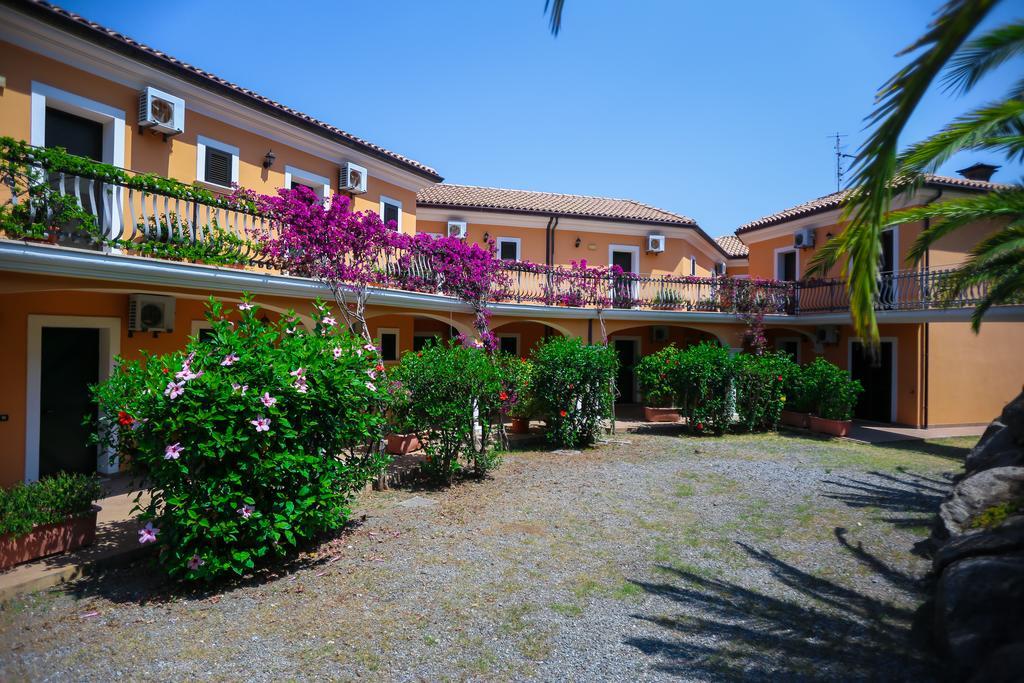 Villaggio Hotel Lido San Giuseppe Briatico Exterior foto